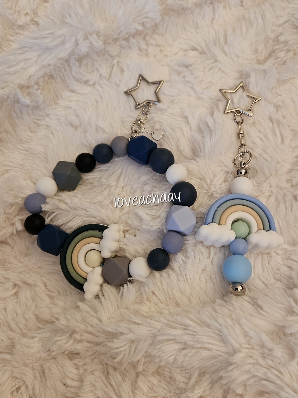 🌈 Blue Rainbow Silicone Keychain & Keychain Bracelet Set